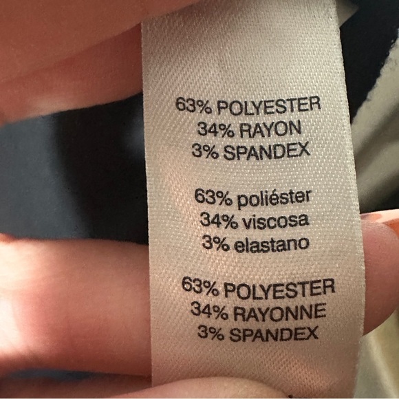 Chico's Black Round Neck Pockets Long Sleeve Dress Size 2 - Picture 6 of 8